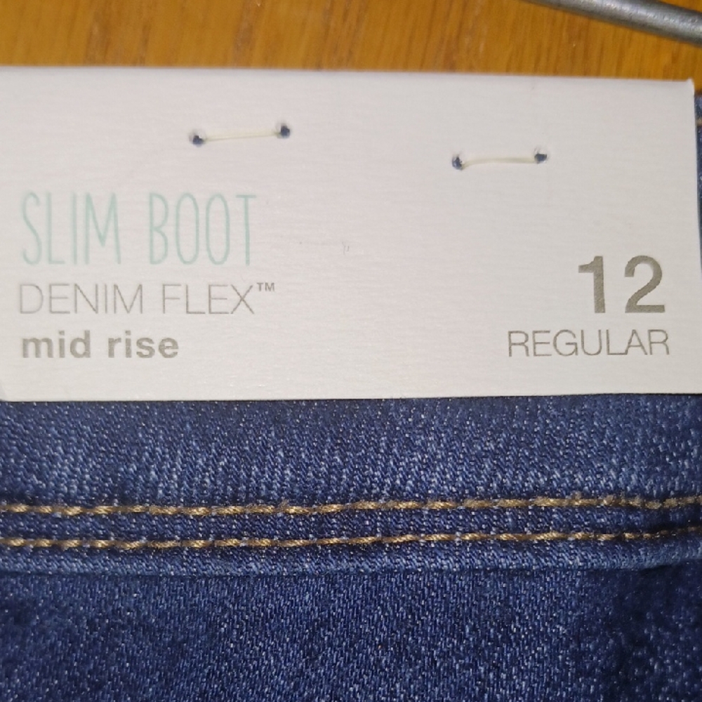 Maurices Denim Jeans - Picture 5 of 9